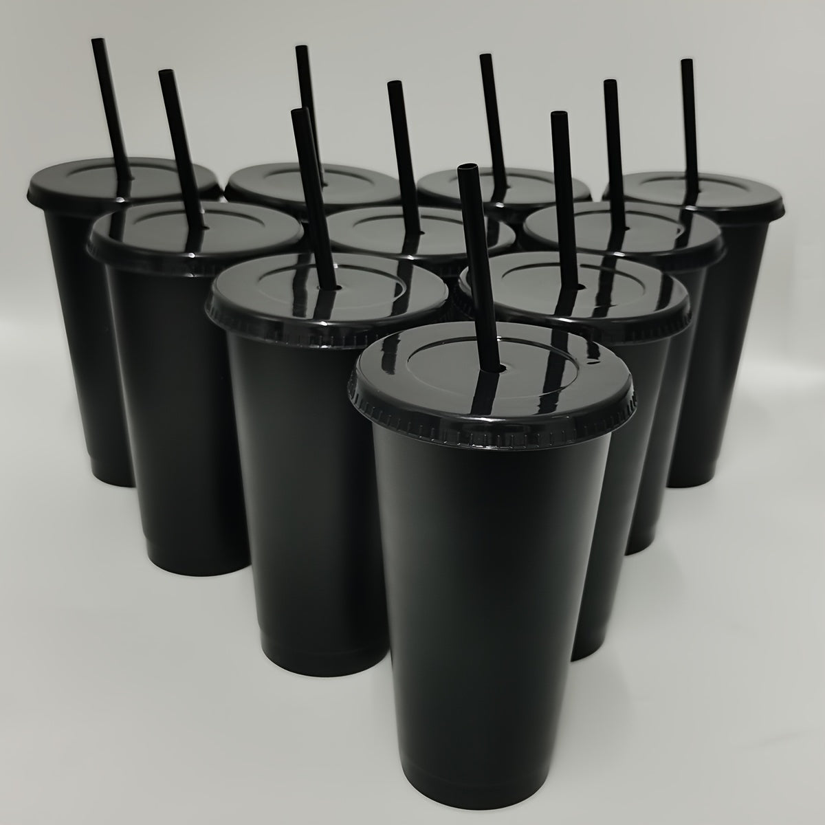10 Pack Reusable Plastic Tumblers with Lids and Straws 24oz Leak-Proof Party Drinkware