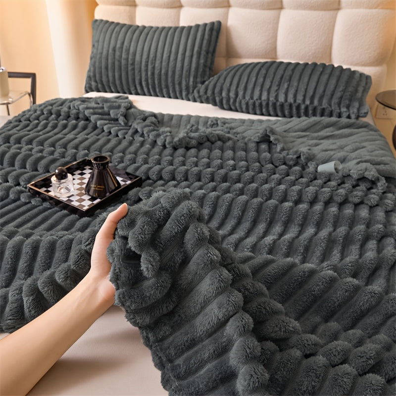 Soft Faux Rabbit Fur Throw Blanket for Couch Bed Travel All-Season Gift