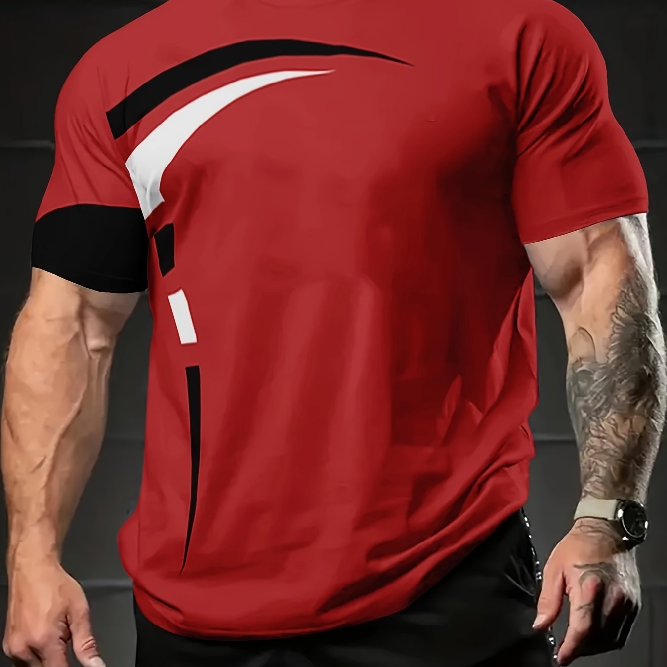 Erkaklar uchun katta o'lchamdagi tasodifiy futbolka, qizil va oq chiziqlar, 3D raqamli bosma, keng kesim va nafas oladigan polyester.