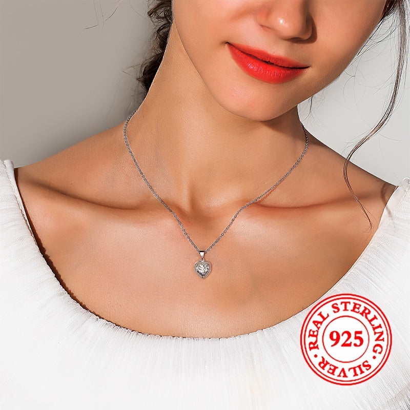 Conjunto de joyería de plata de ley con corazón, collar, pendientes y anillo de zirconia sintética para el Día de San Valentín o boda