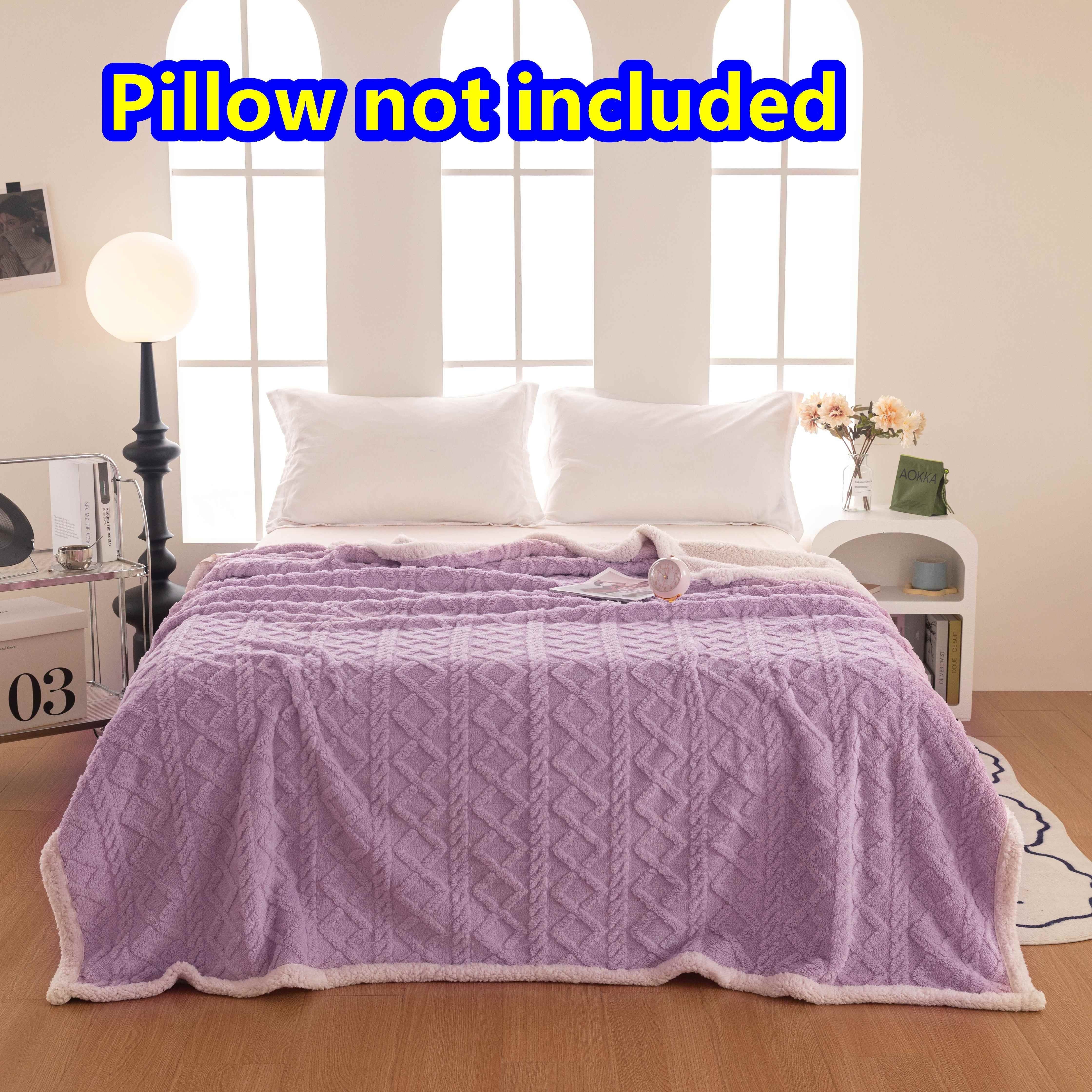 Sherpa Fleece Throw Blanket with Geometric Pattern Double-Sided Soft Polyester for Sofa Travel Camping