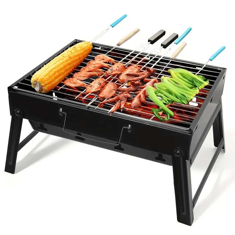 Portativ yigʻiladigan kulrang grill, yon paneli, shishlik tutqich va spatula bilan, lager, piknik va barbekyu uchun ideal. Oson ko‘chirish, kichik va bardoshli konstruktsiya. Ochiq havoda pishirish