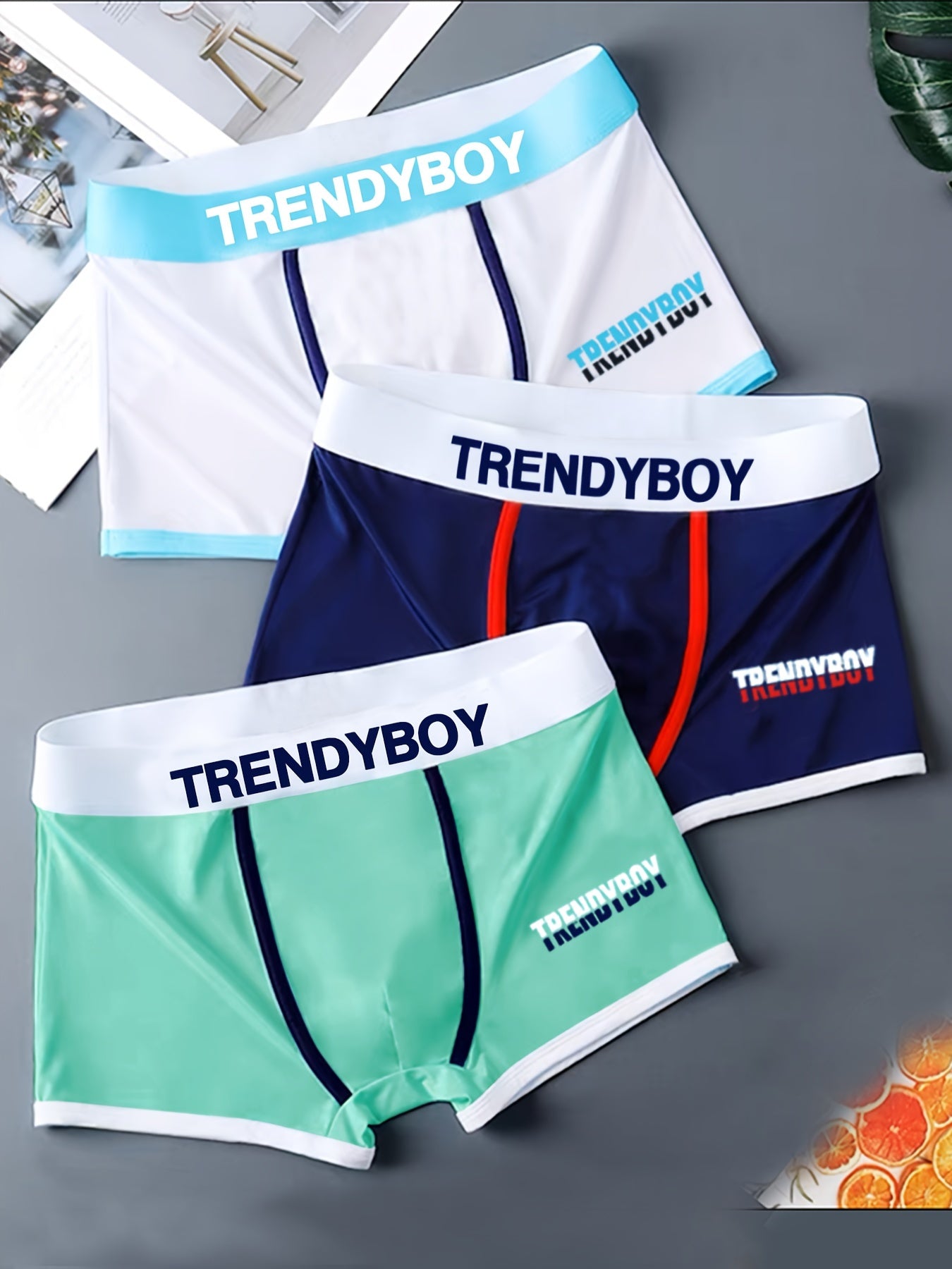 TrendyBoy Erkaklar uchun Boxer Briefs 3-Paket - Yumshoq poliester to'qima, cho'ziluvchan, alfavit naqshi va yamoq tafsilotlari, 95% poliester, 5% elastan