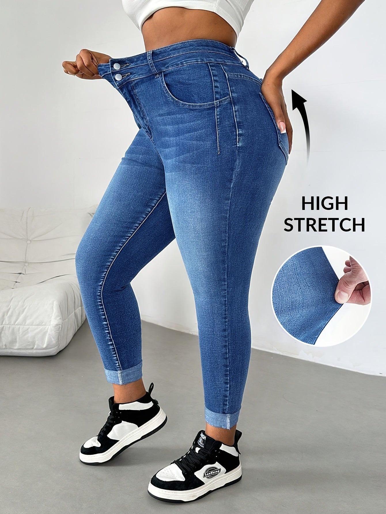 Women's Plus Size High-Waisted Blue Skinny Jeans with Stretchy Fabric
