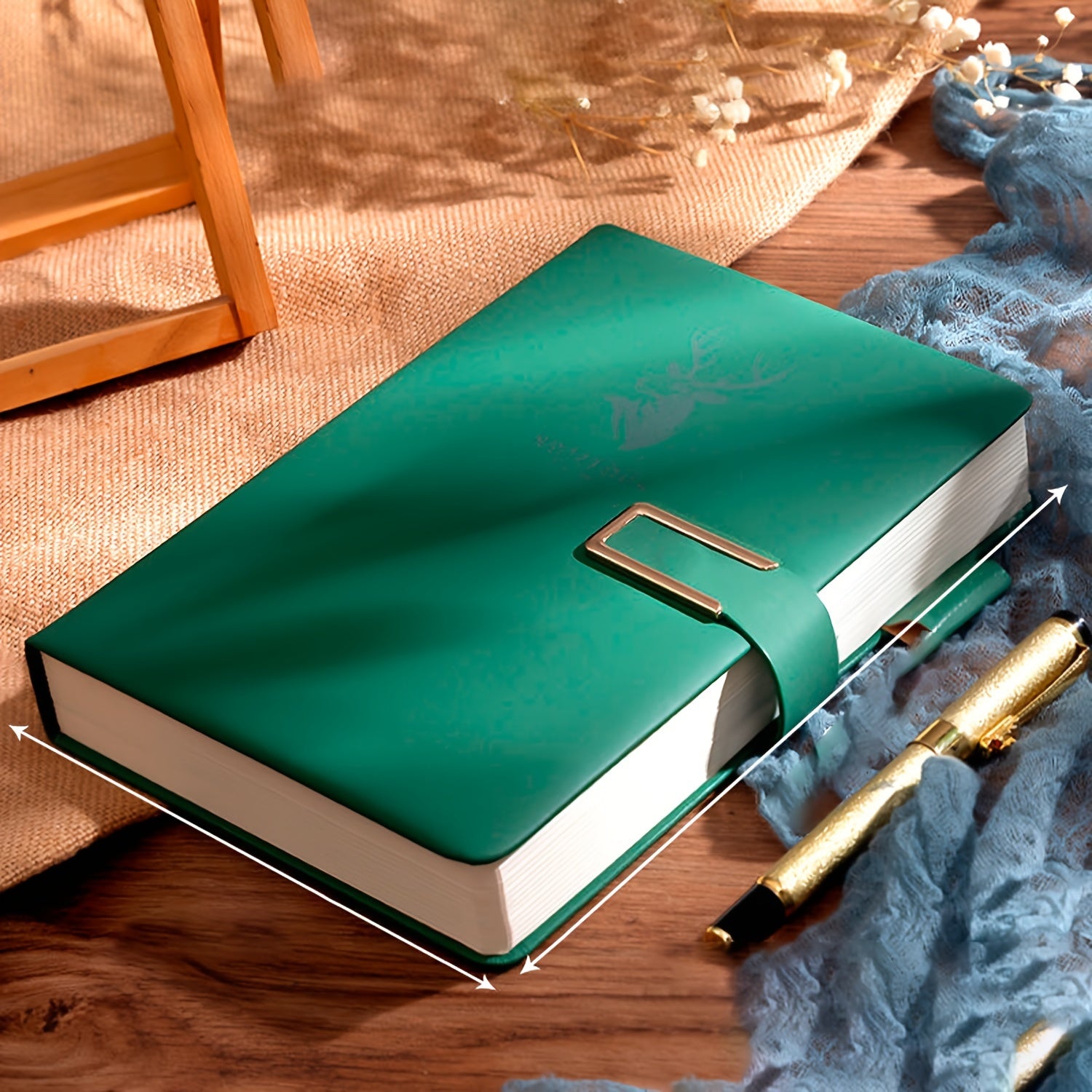 Ofis, biznes va talaba foydalanishi uchun moslashtiriladigan ultra-ingichka A5 daftari, yumshoq qopqoq, belgilovchi va suv o'tkazmaydigan dizayn.