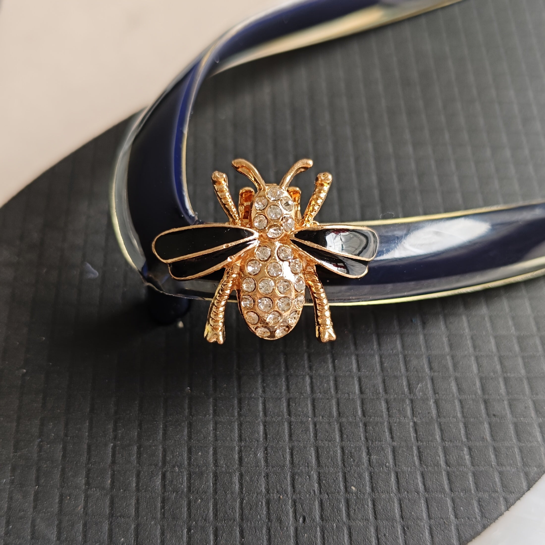 Women DIY Shoe Decoration Set Zinc Alloy Rhinestone Insect Pattern 2pcs