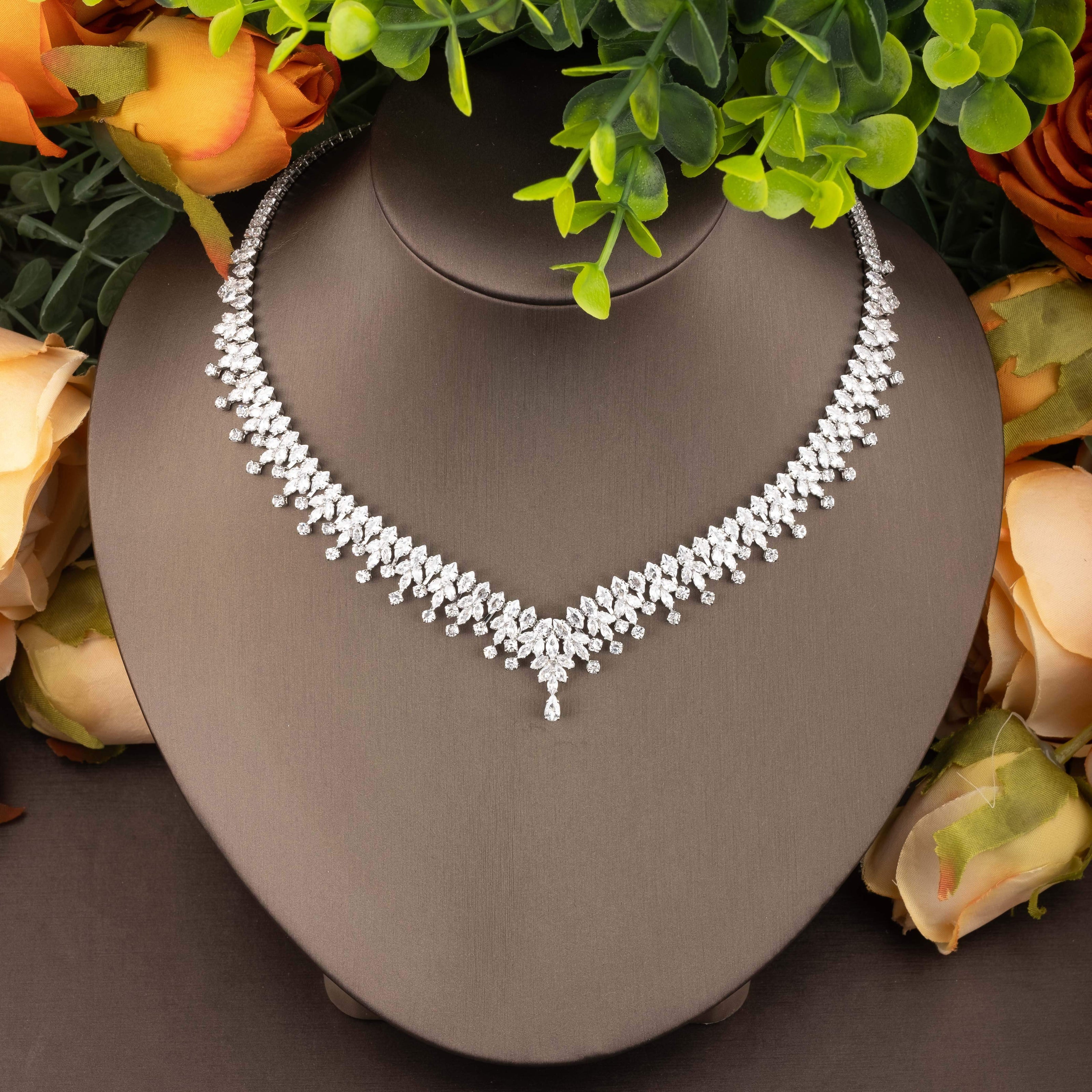 Leaf-Shaped Cubic Zirconia Jewelry Set for Women Necklace Earrings Bracelet Ring Wedding