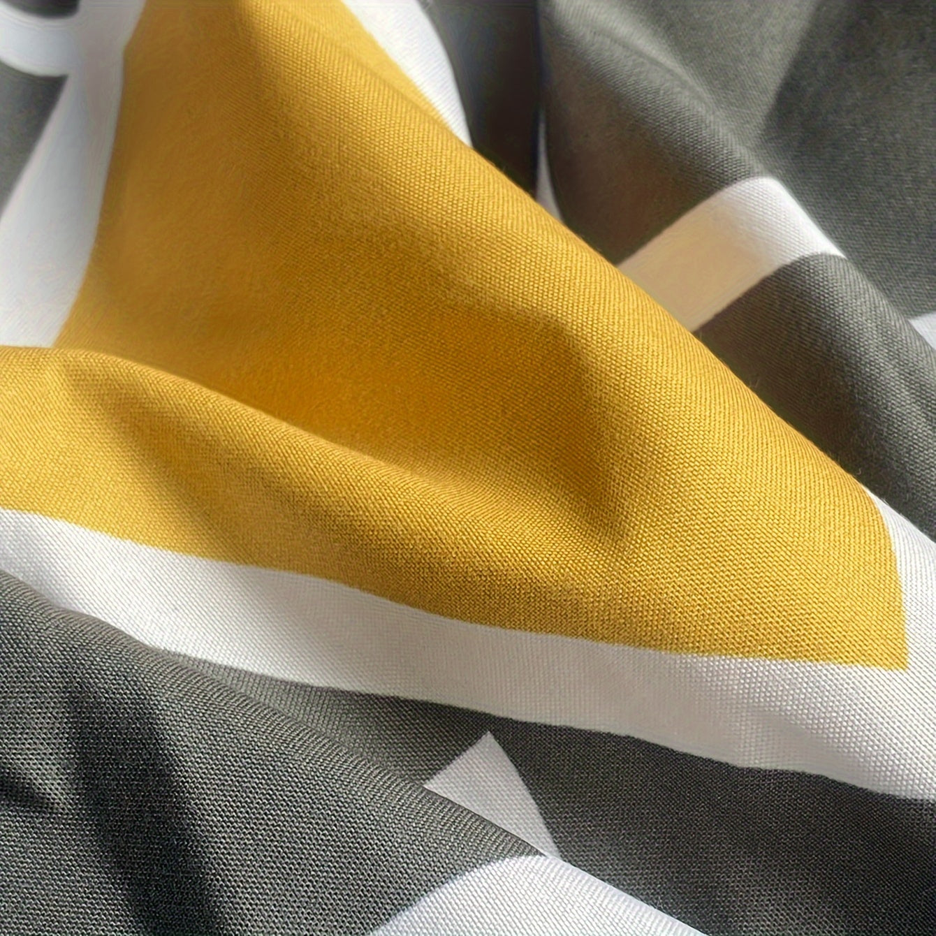 Set of 2 Irregular Pattern Pillowcases Soft Breathable Fabric for Bedroom Sofa Decor