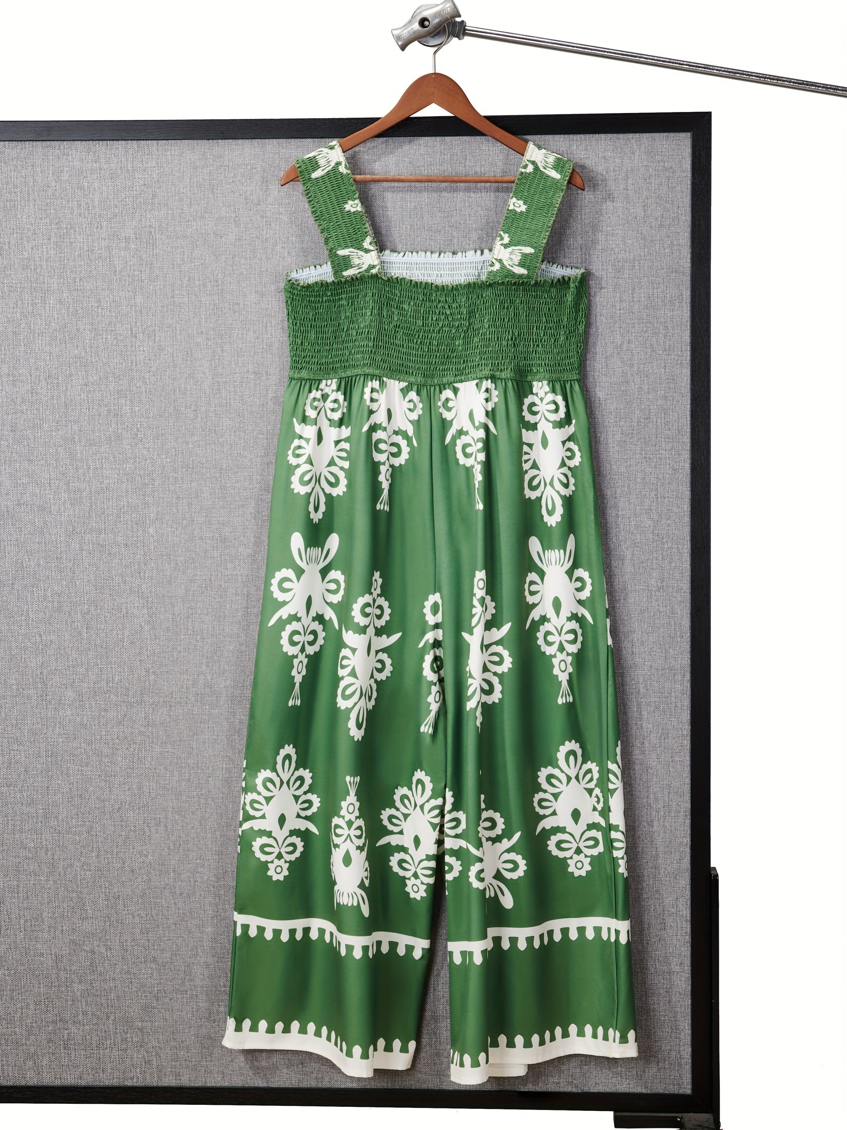 Mono sin mangas de talla grande para mujer con estampado floral verde para vacaciones