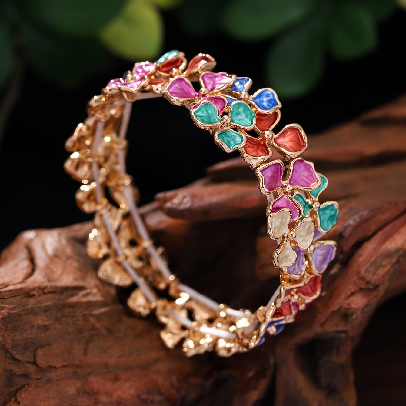 Women’s Enamel Flower Bracelet 18K Gold Plated Zinc Alloy Stretch Bangle Jewelry