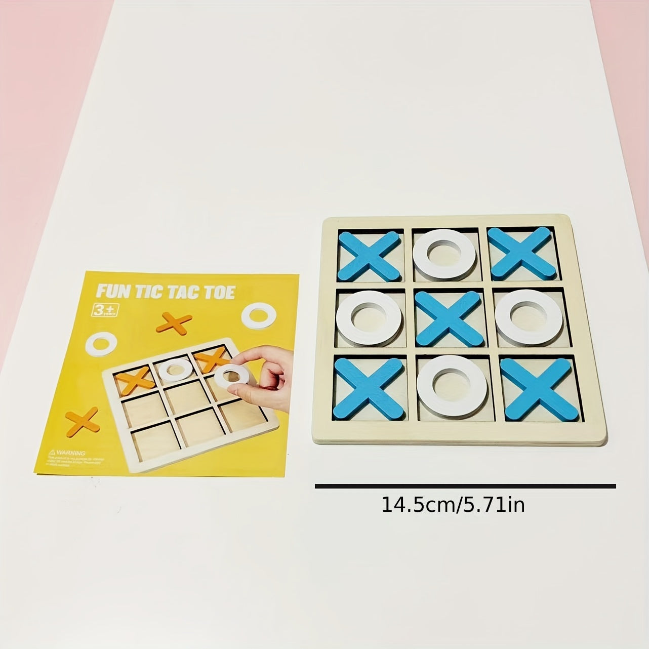 Qalinlashtirilgan yog'och XXOO Tic Tac Toe taxtasi o'yinlari ota-ona va bola o'rtasidagi muloqotni rag'batlantiradi, mantiqiy fikrlash ko'nikmalarini oshiradi va qiziqarli va qiyin uchta belgi shaxmat jumboq o'yinchoqni taqdim etadi.