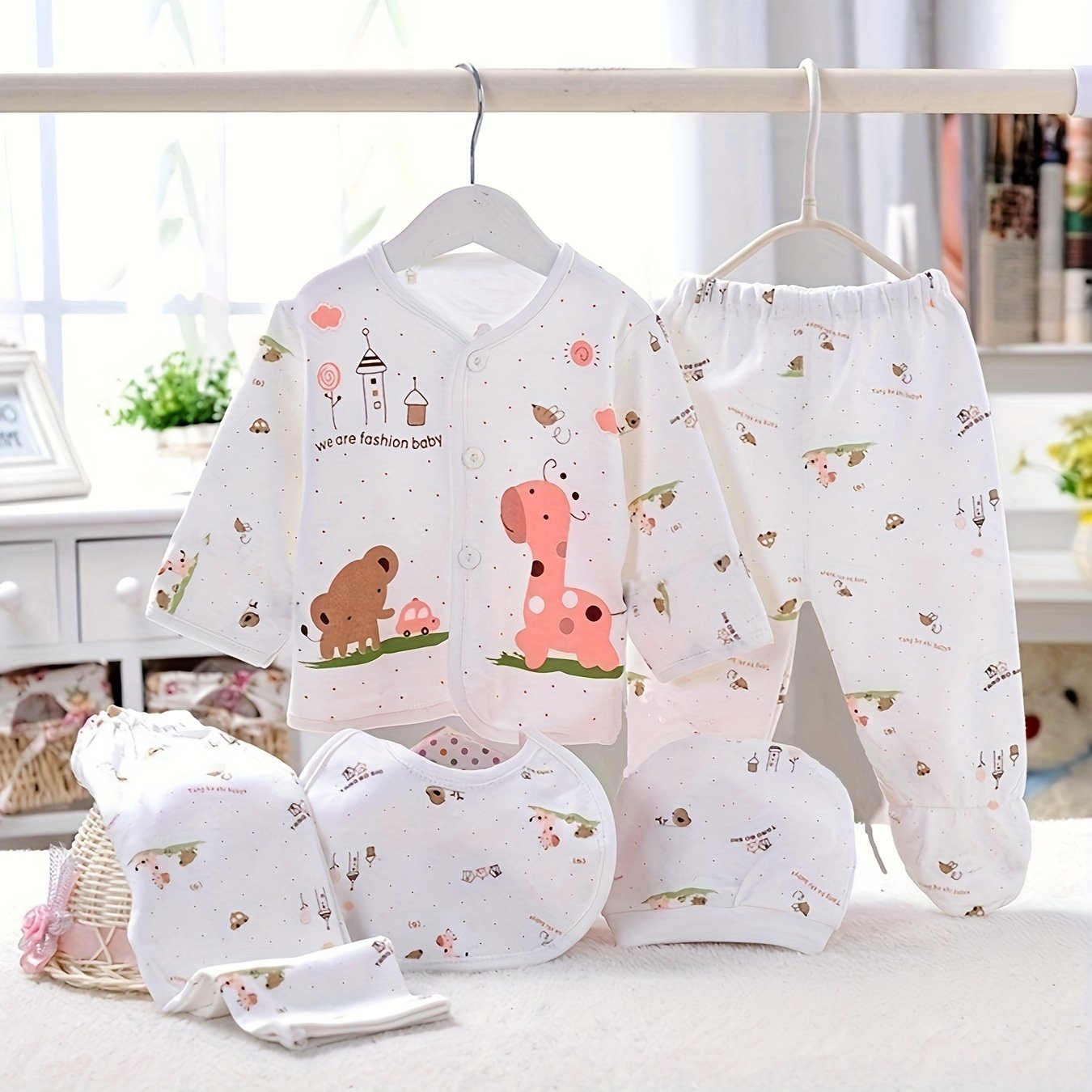 Newborn Baby 5-Piece Cotton Outfit Set with Cartoon Designs for Infants