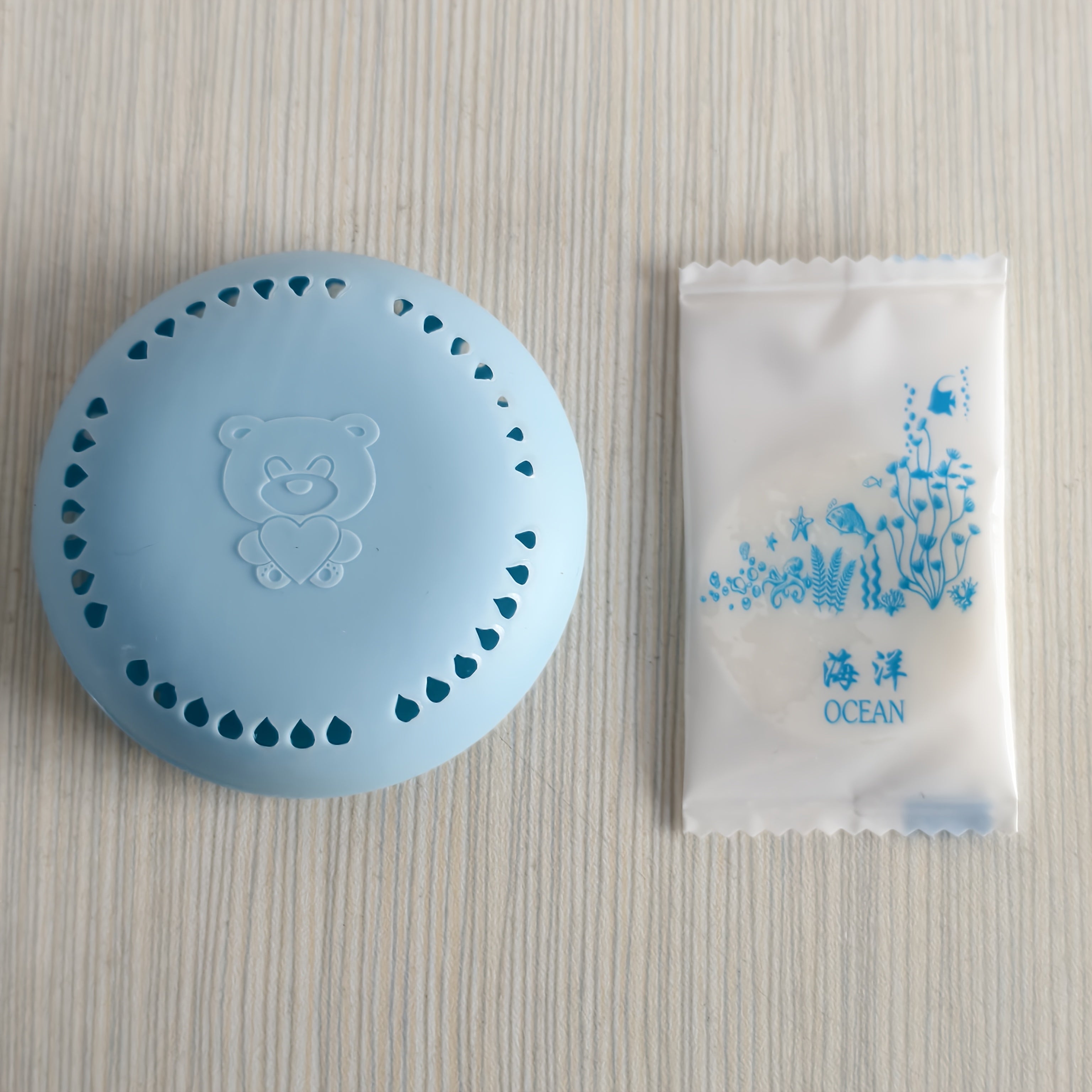 Solid Air Fresheners Deodorizers Compressed Incense Tablets for Bathrooms and Cars