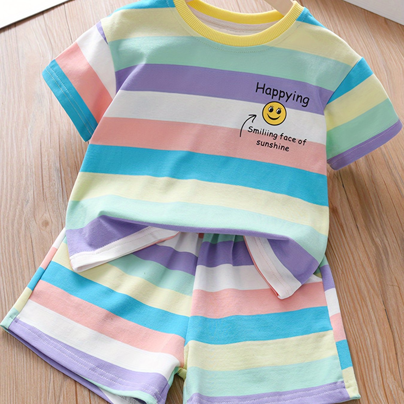 Girls Summer Clothing Set Cotton T-Shirt and Striped Shorts for Outdoor Activities