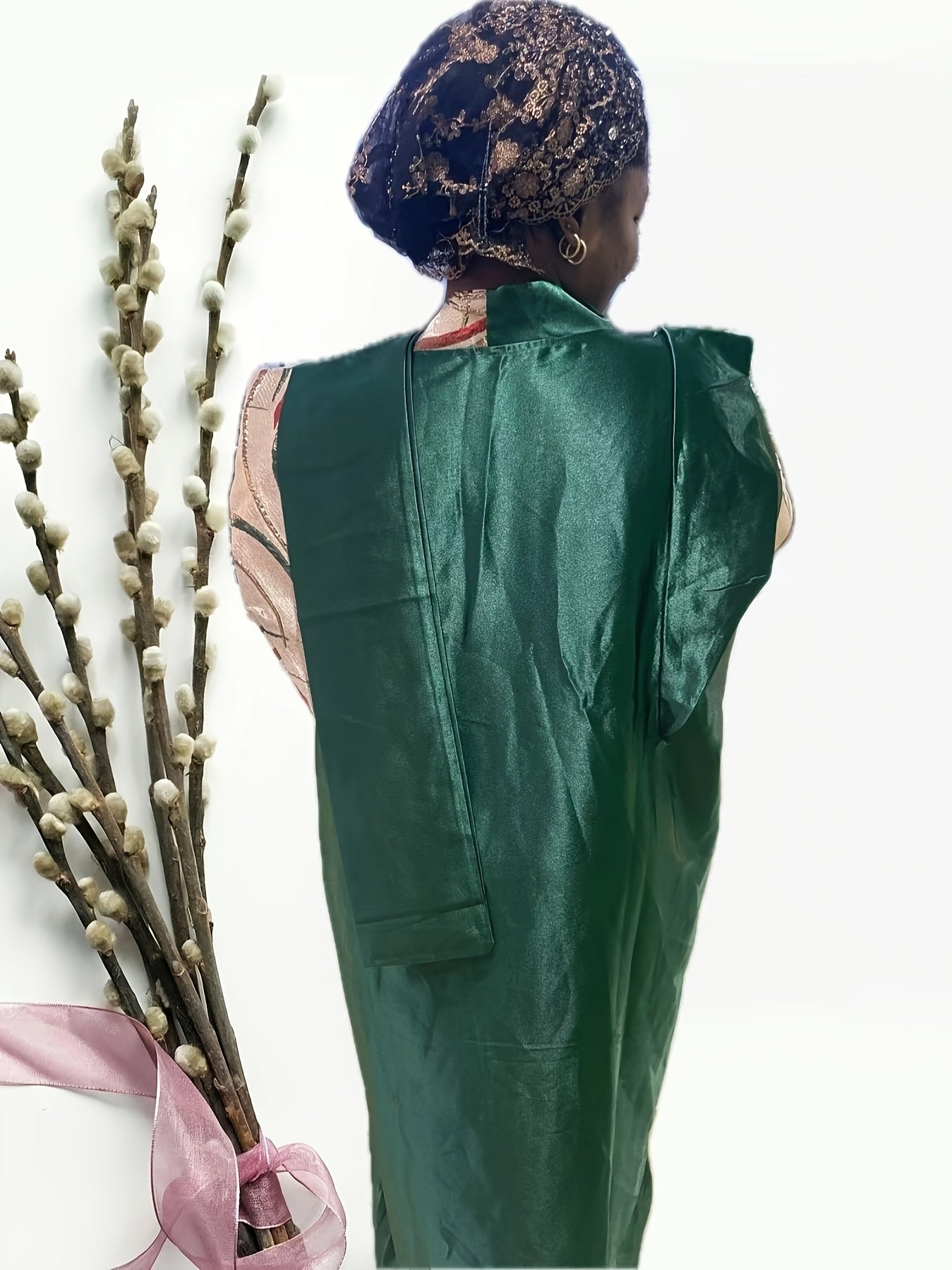 Plus o'lcham ayollar uchun rang blokli V-yengli kaftan kiyi erkin fit gullar bilan naqsh