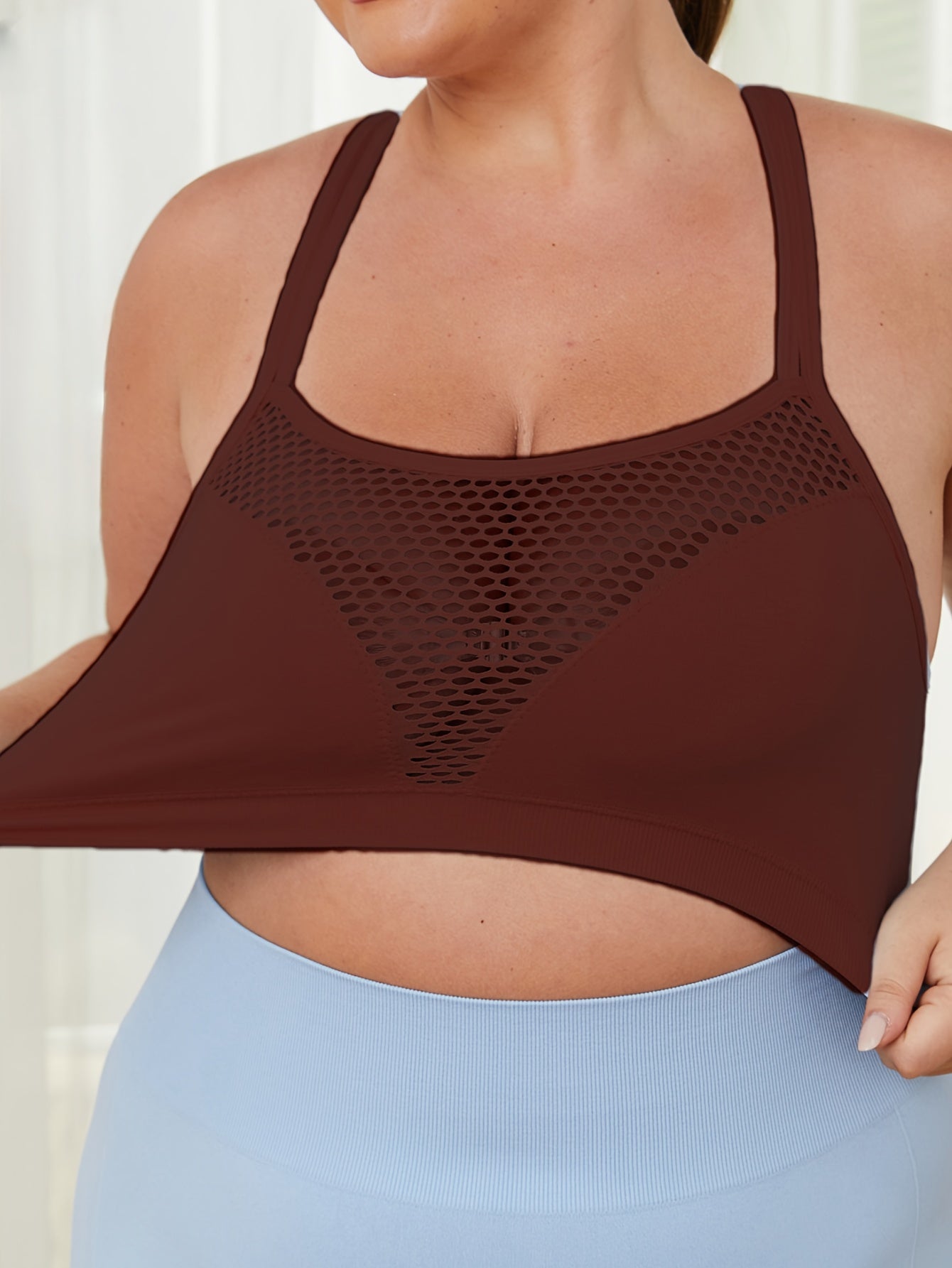 Women's Plus Size Running Bras 3 Pack Breathable Mesh Cross-Back Support