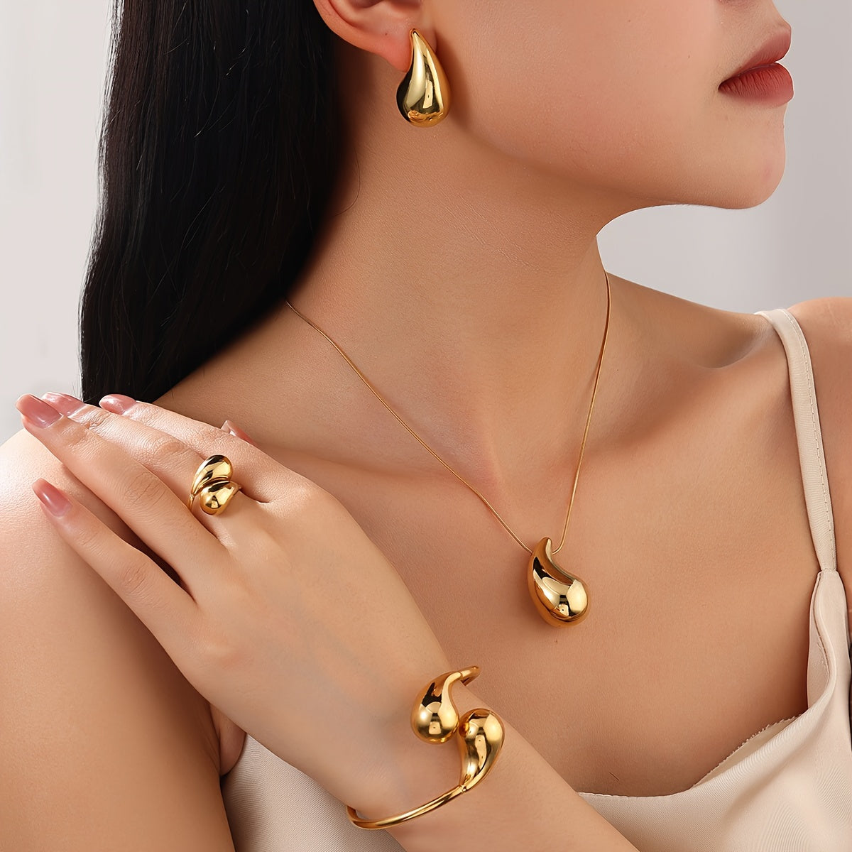 Zarif Bo'sh Dizaynli Paslanmaydigan Po'lat Suv Tomchisi Bilaguzuk - Partiyalar, Sayohatlar va Uchrashuvlar uchun Ideal.