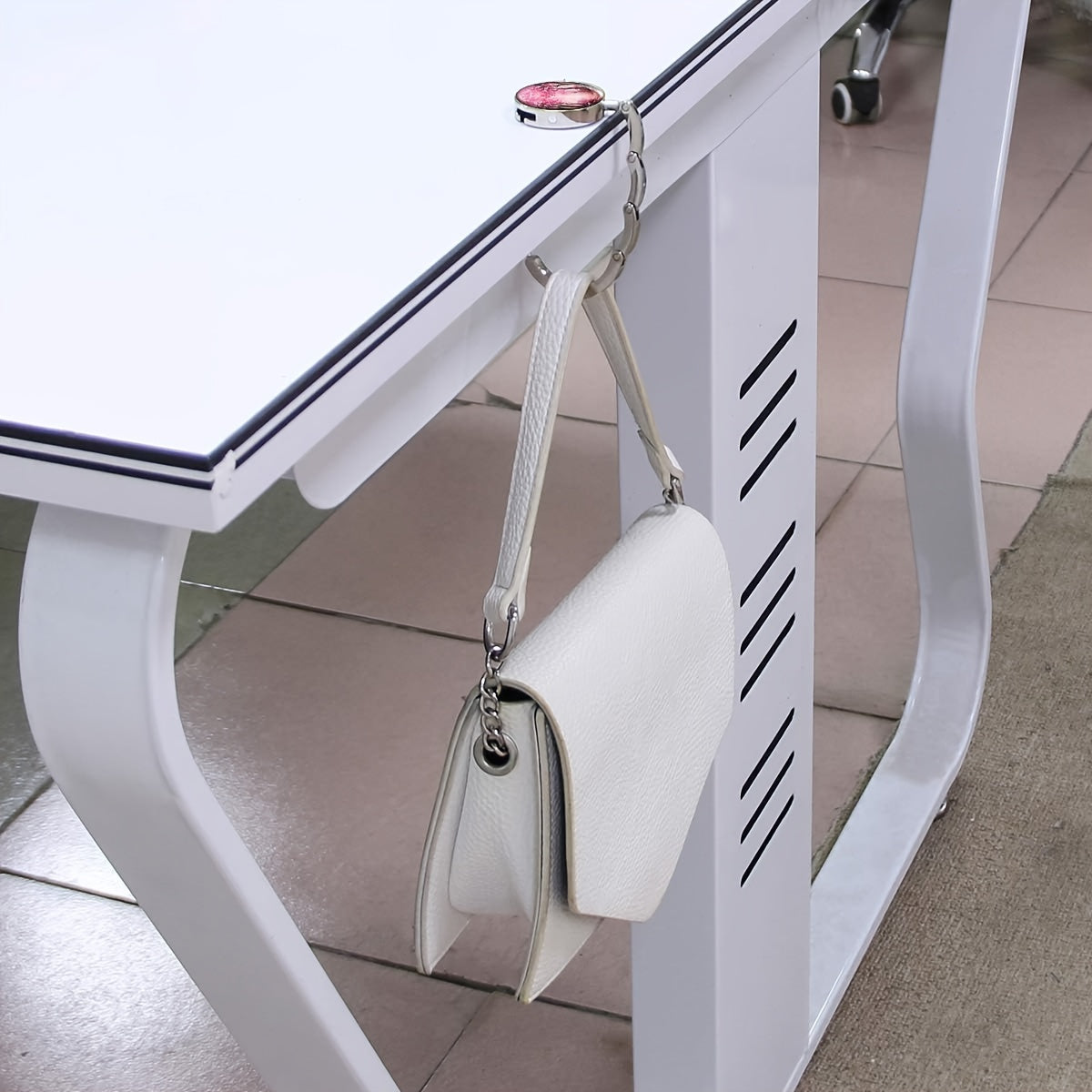 Portativ Sumka Osma, Pushti Gilos Gullari O'rmoni Dizayni, Qaytalanadigan Magnit Sumka Qulfi, Ruxdan Yasalgan - Restoran, Bar uchun yoki Norasmiy Usulda O'ziga Xos Sovg'a sifatida Ideal