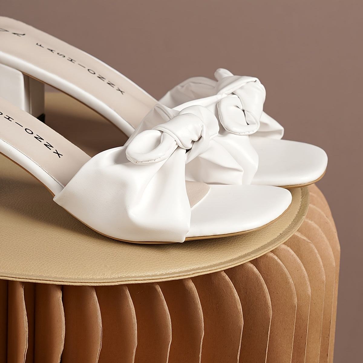 Women's Summer Slip-On Sandals with Chunky Heel and Bowknot