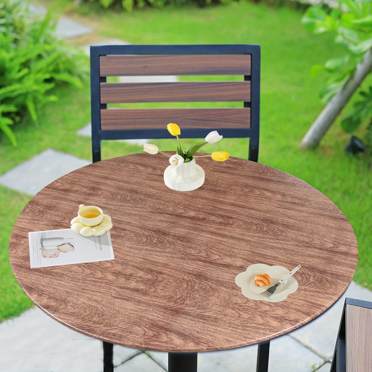 Vinyl Fitted Round Tablecloth with Elastic Edge and Flannel Backing Blue