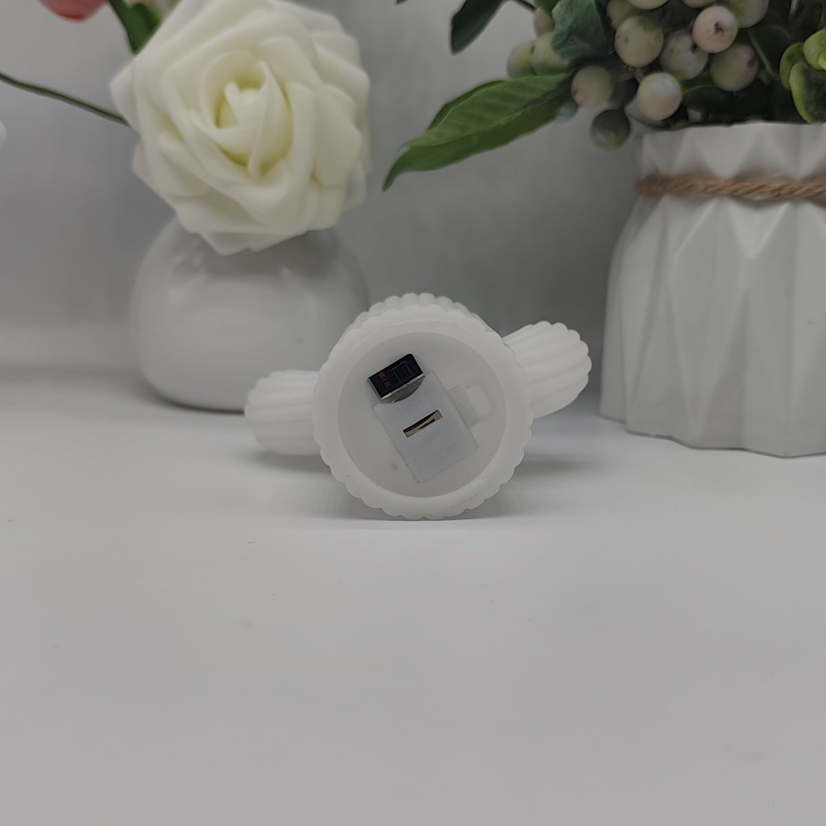 LED Cactus Night Light Battery Operated Wall Mount Push Button Control Kids Bedroom Decor