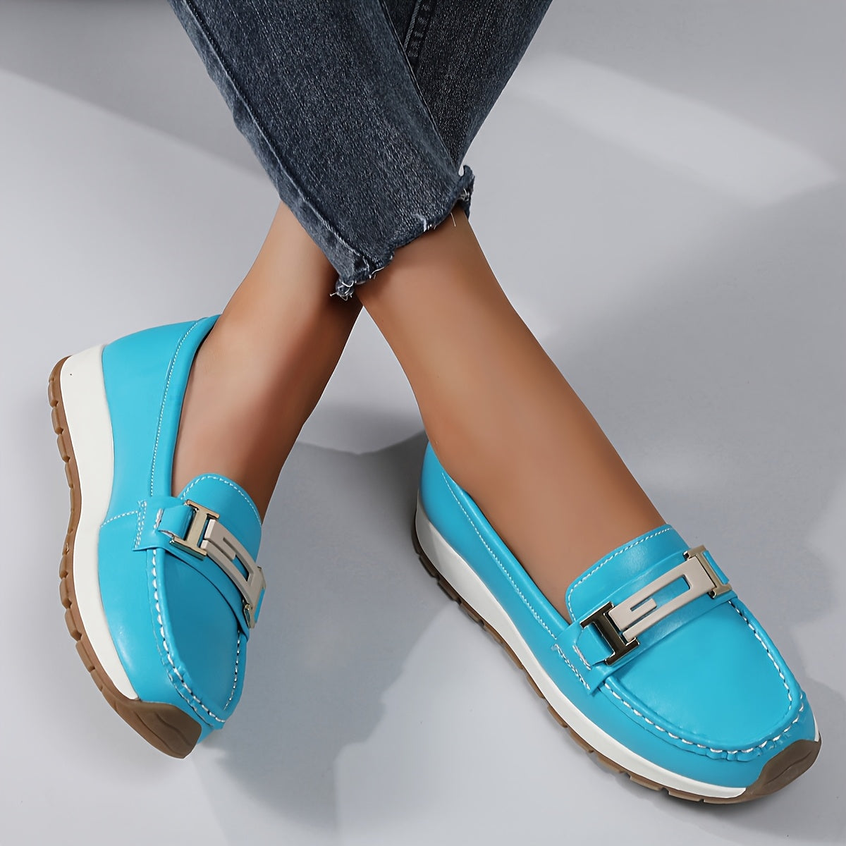 Women Loafers with Metal Buckle Slip-On Flats Non-Slip Casual Shoes