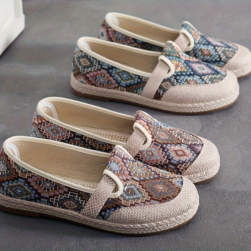 Ayollar uchun slip-on tekis poyabzal nafas oladigan mato rezina taglik Barcha mavsumlar uchun