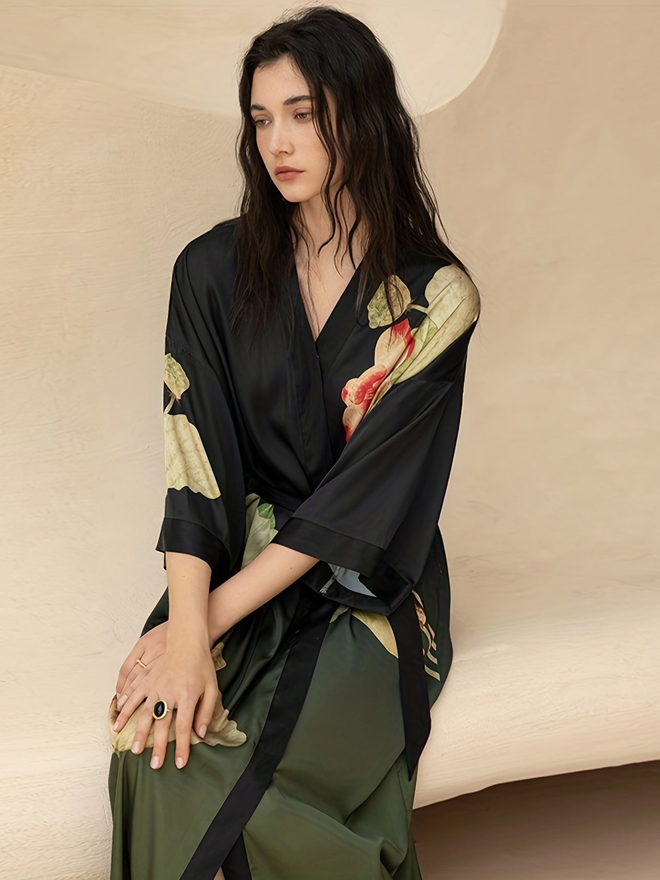 Plus Size Floral Satin Robe V-Neck Lounge Wear with Lace-Up and Short Sleeves