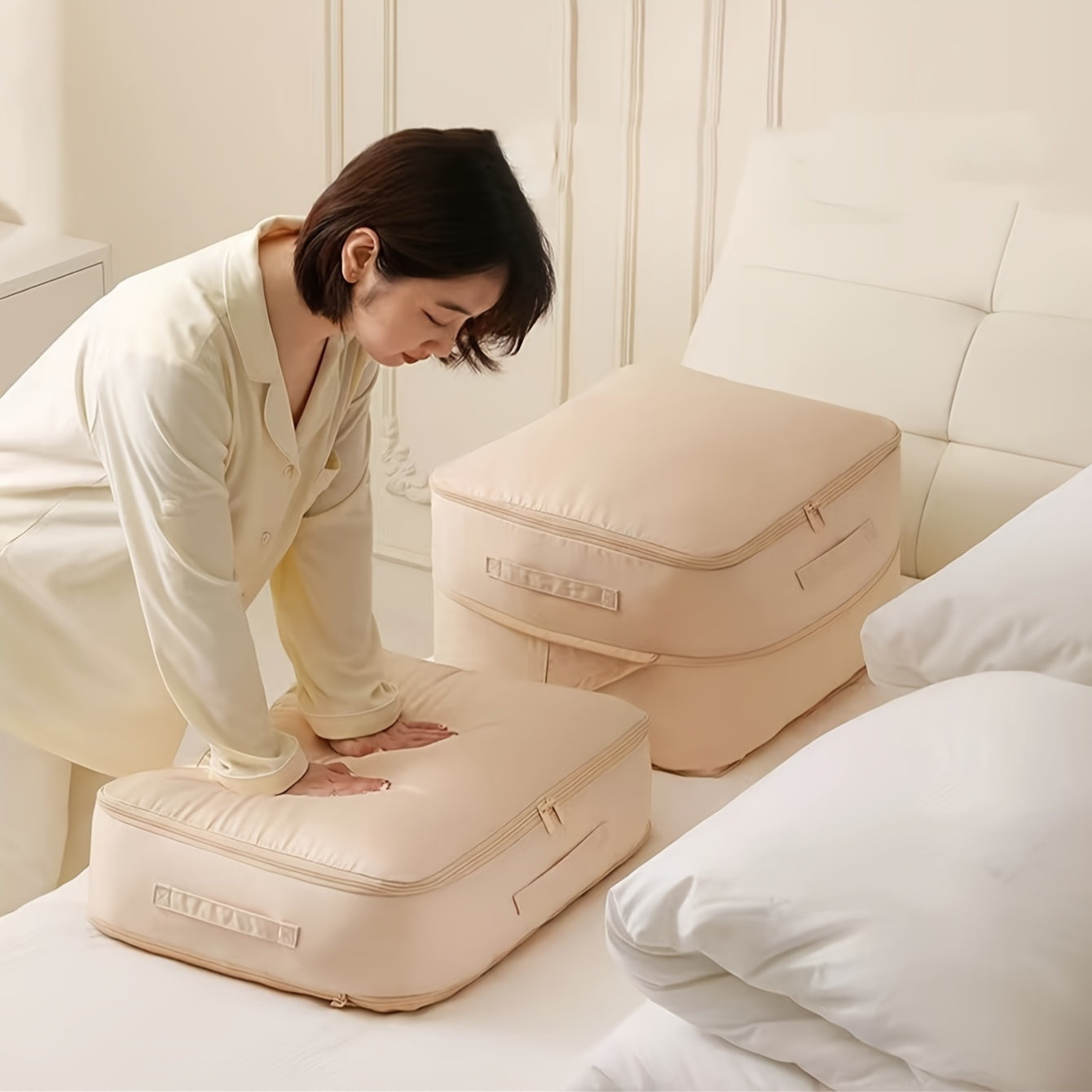 Ikki qatlamli katta sig'imli ko'p funksiyali jun kurtkasi va yostiq saqlash sumkasi