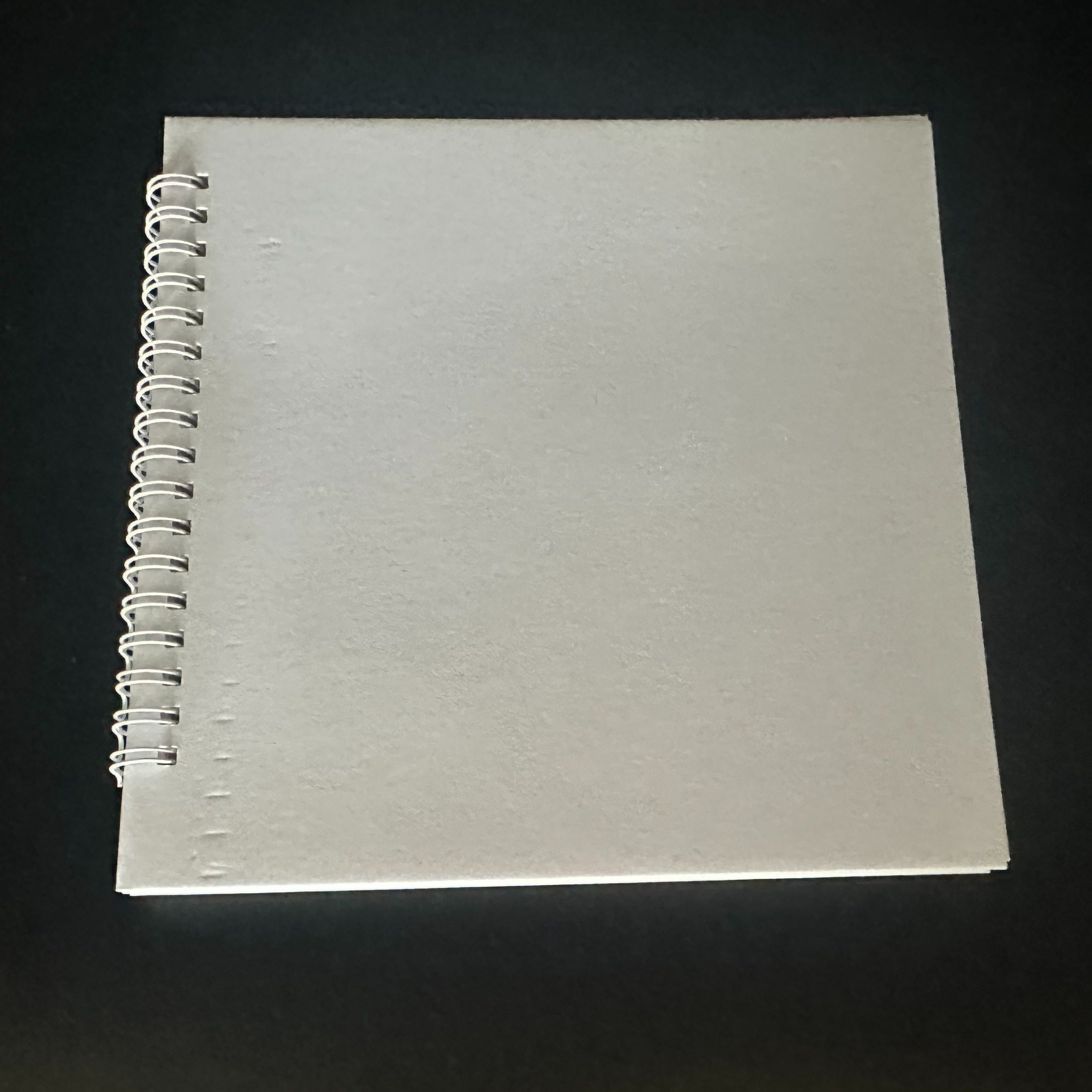 Customizable Scrapbook Album for Weddings and Memories, Creative Photo Storage