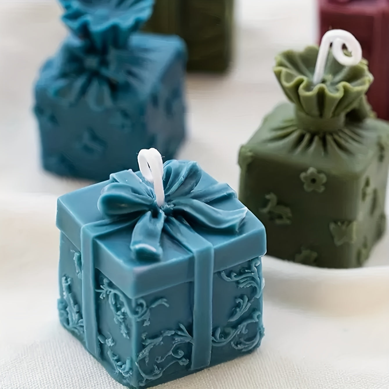 Silicone Mold for Christmas Bow Gift Box 3D Fondant Soap Chocolate Crafts