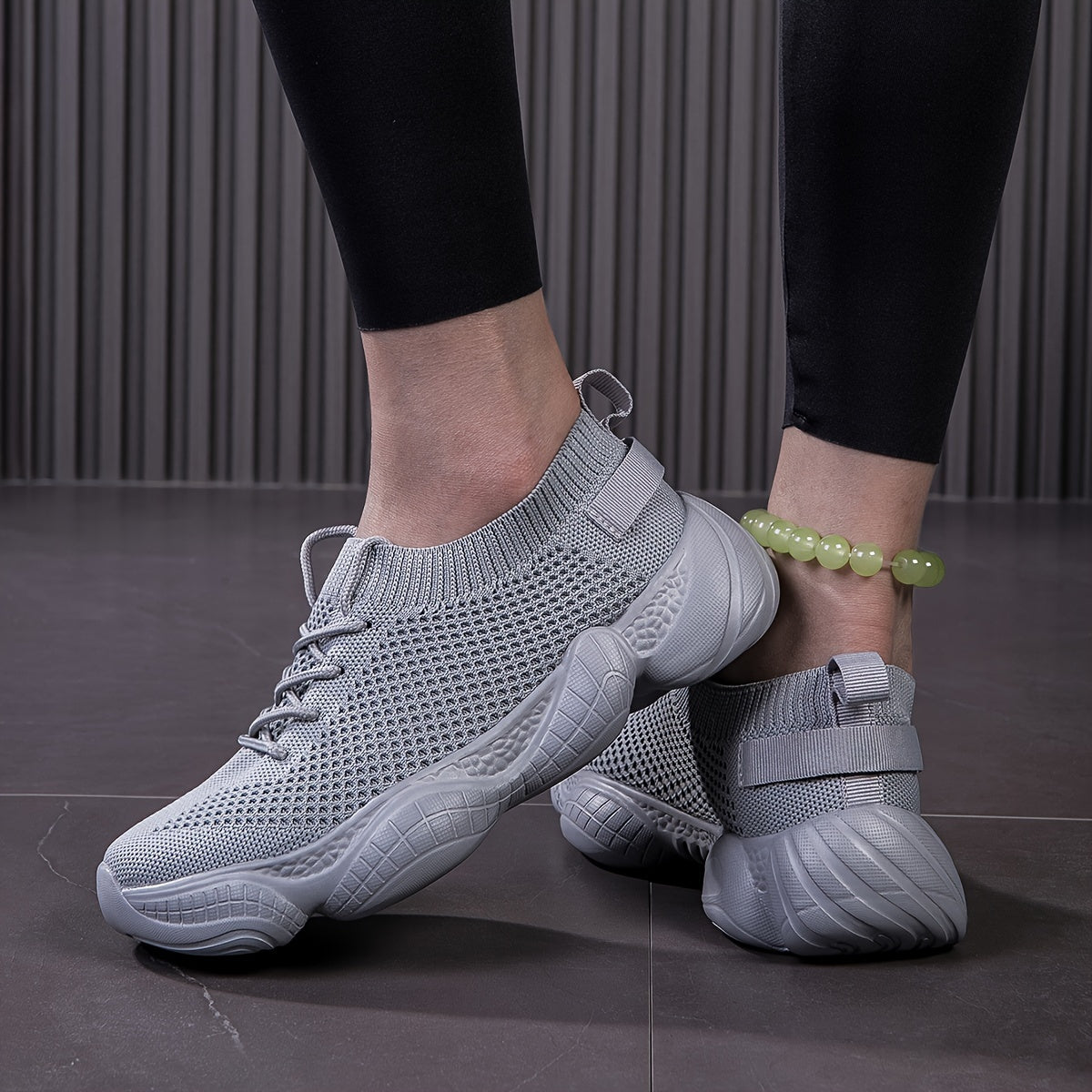 Women's Solid Color Platform Sneakers Breathable Lace-Up Running Shoes Plus Size