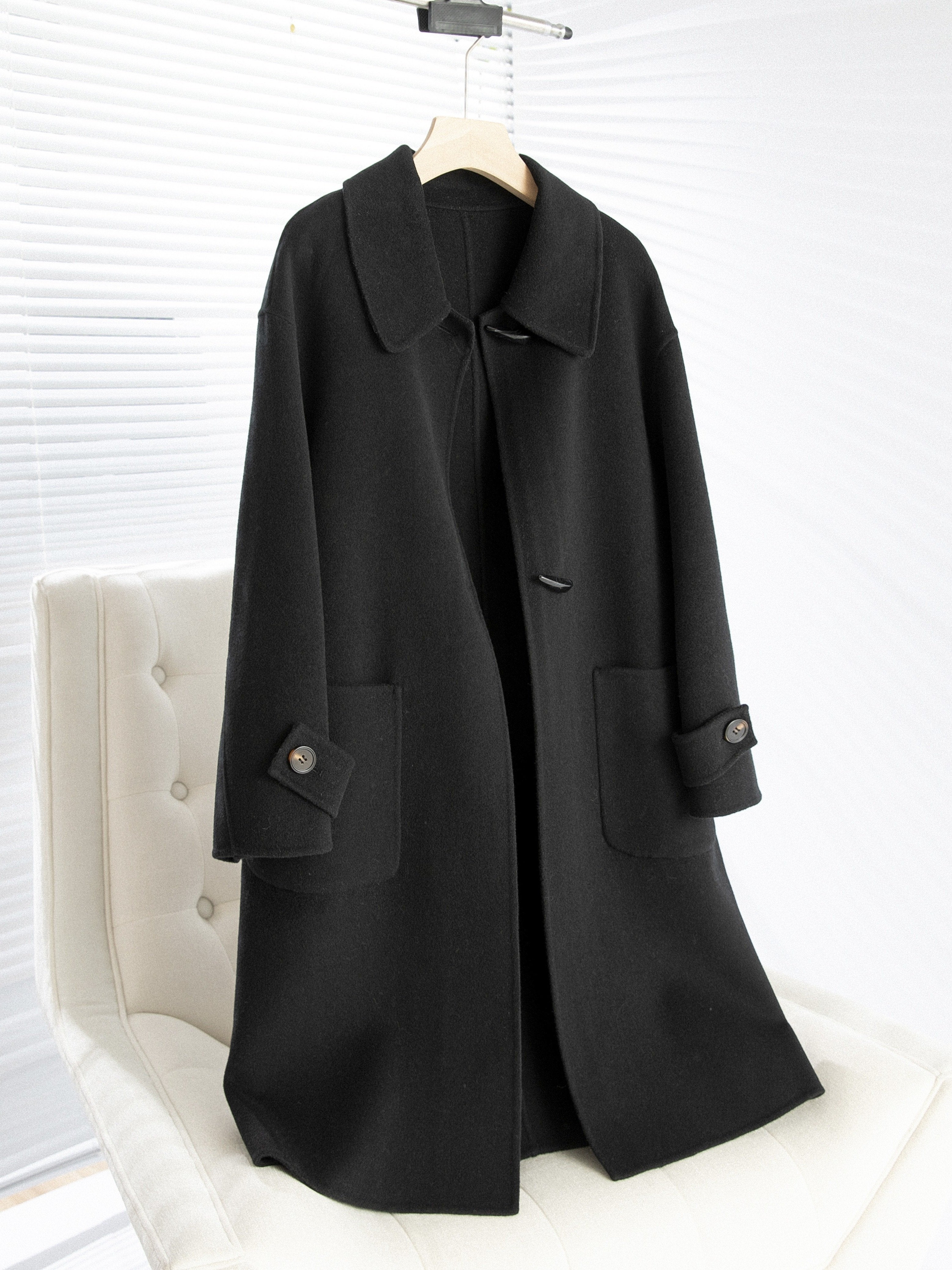 Women's Wool Overcoat with Long Sleeves, Solid Color Button Front, Patched Pockets for Fall Winter