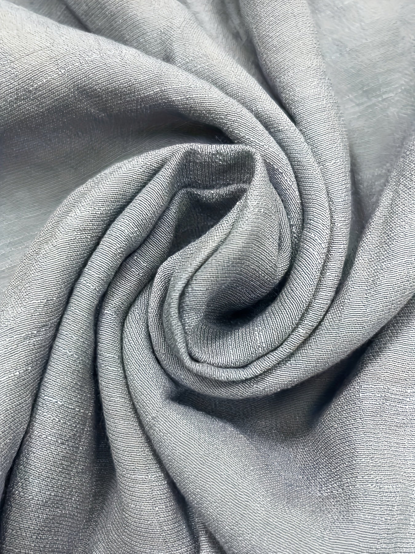 Yoz va bahor uchun 3/4 uzunlikdagi yengli ayollar uchun pluss o'lchamdagi bir rangli futbolka