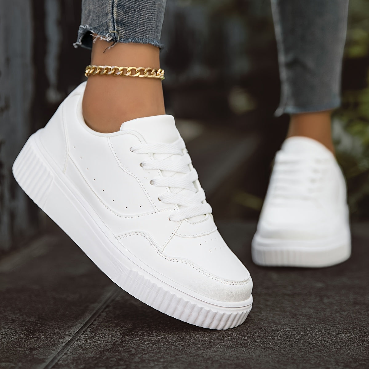 Women's White Casual Low-Top Sneakers Breathable Slip-Resistant Comfortable