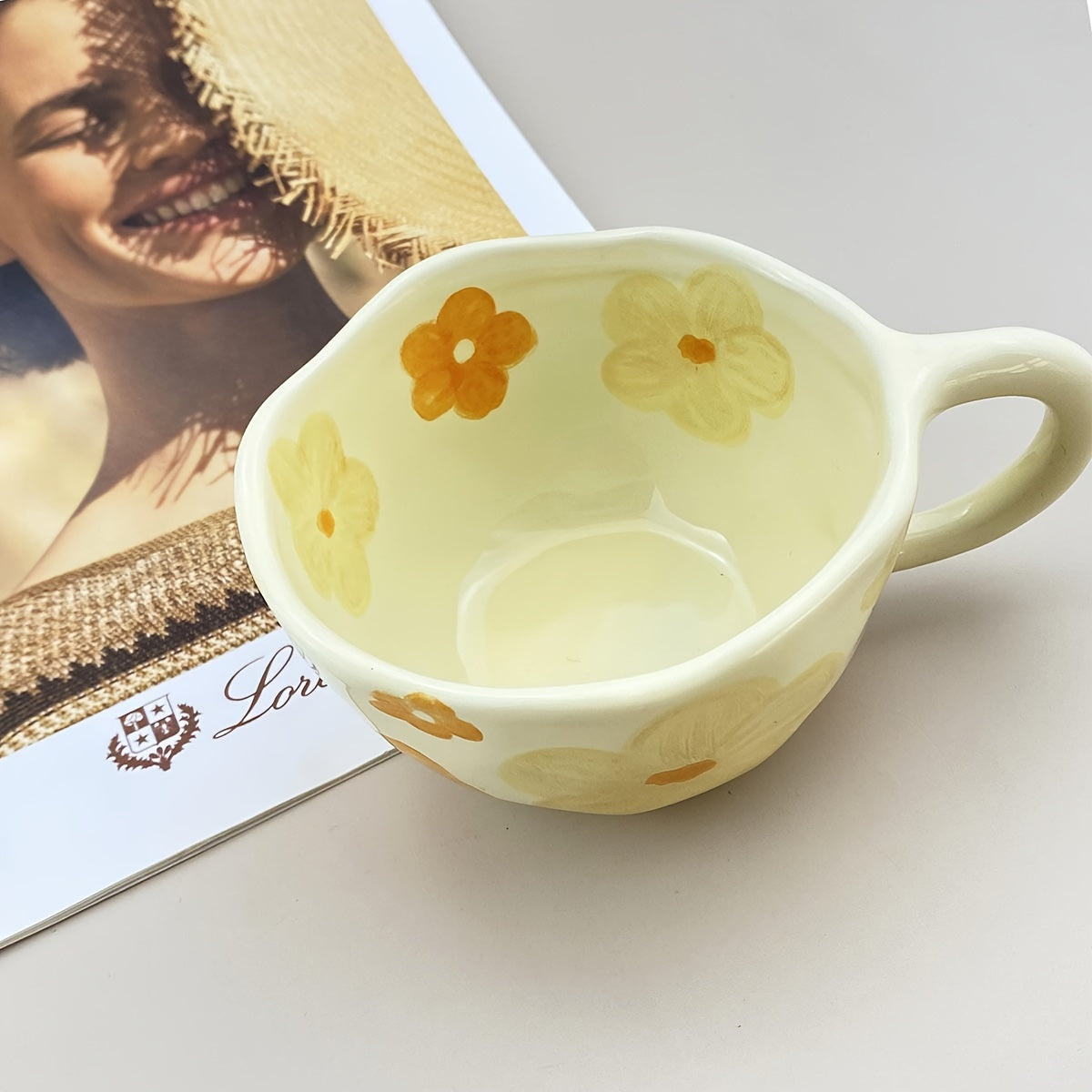 Керамическая кружка с цветочным узором, неправильной формы, в корейском стиле, подходит для кофе, молока, чая, овсянки и завтрака.