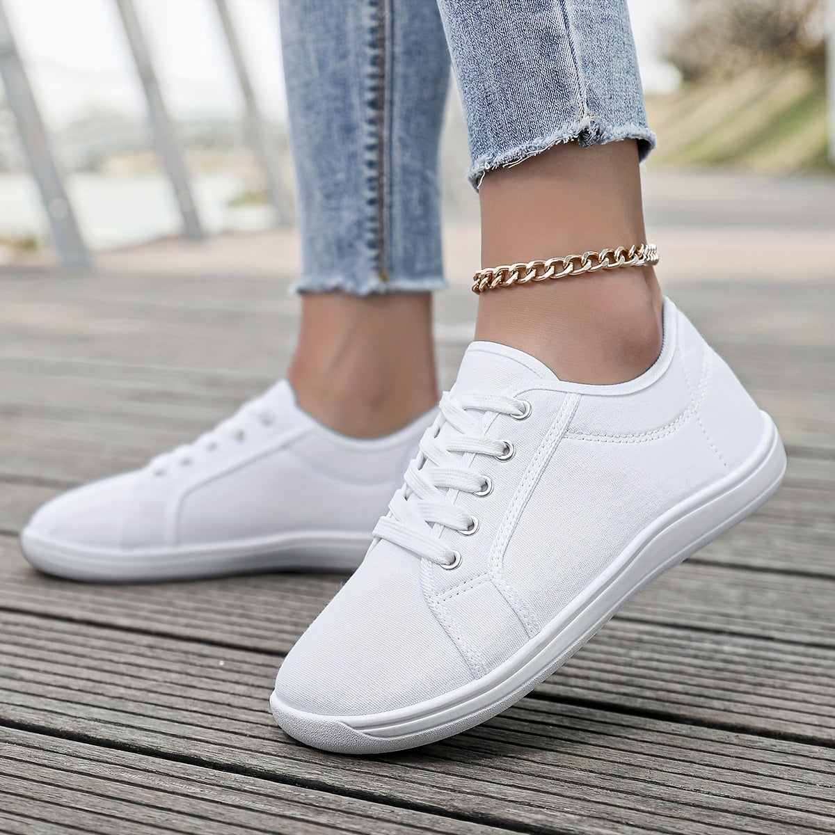 Women's Breathable Canvas Casual Sneakers Wide Width Lace-Up All-Season Black and White