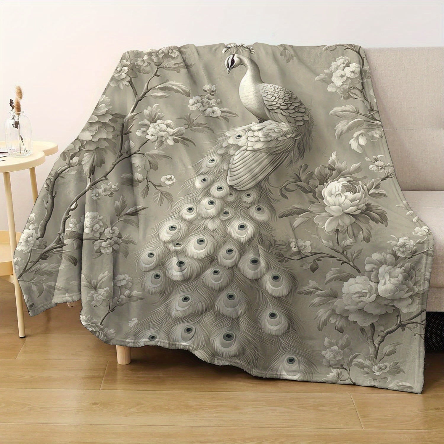 Flannel Throw Blanket Digital Print Art Hypoallergenic Polyester for All Seasons