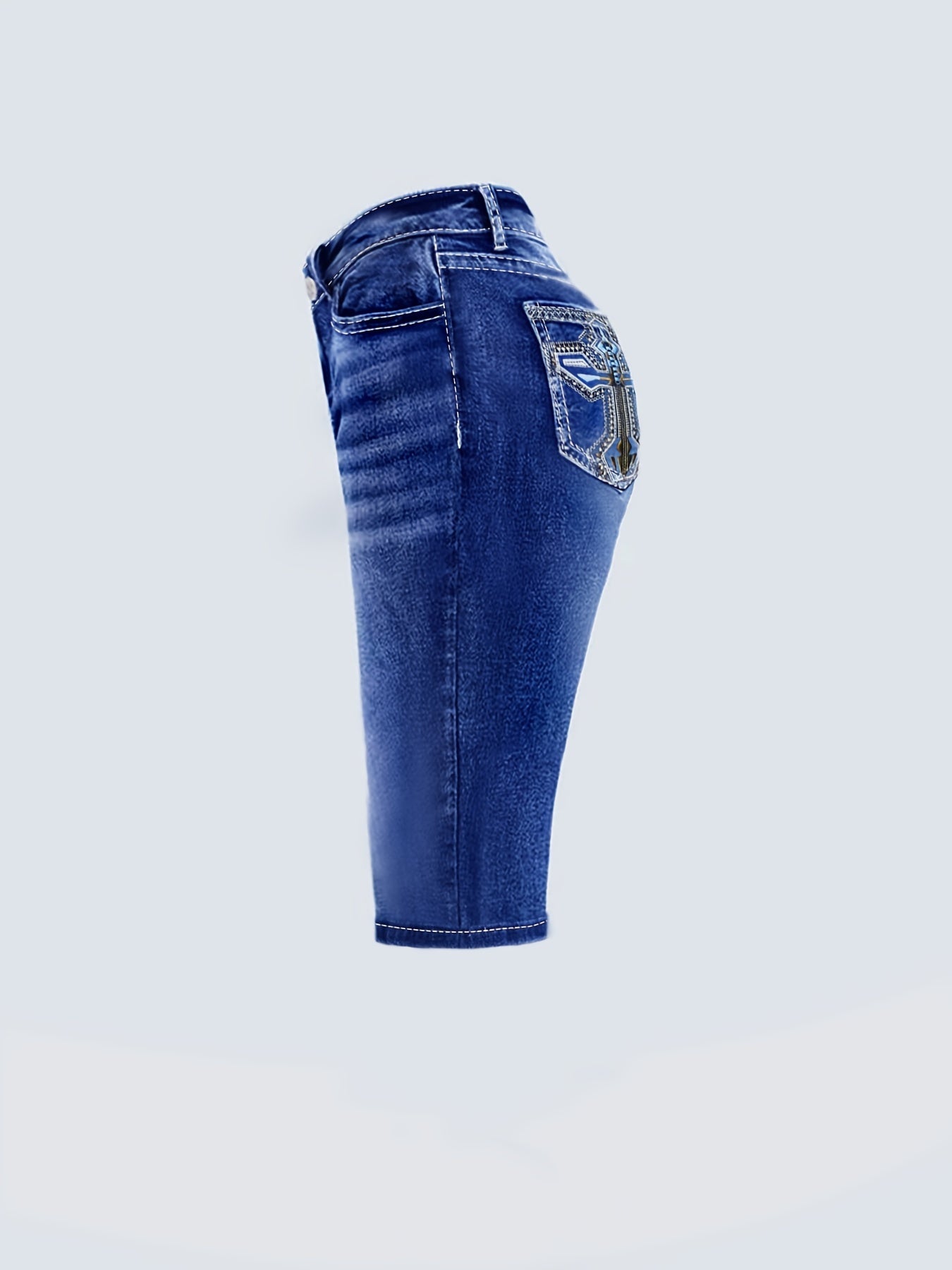 Ayollar uchun keng hajmli yuqori belli denim shortlar, tikuv va elastik bilan