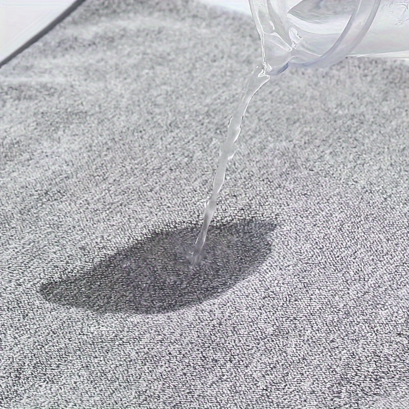 8 dona polyester chiziqli sochiq to'plami, 4 ta yuvish sochiqlari, 2 ta qo'l sochiqlari va 2 ta hammom sochiqlari. Suvni yaxshi so'radigan, tez quriydigan va hammomda foydalanish uchun ideal.