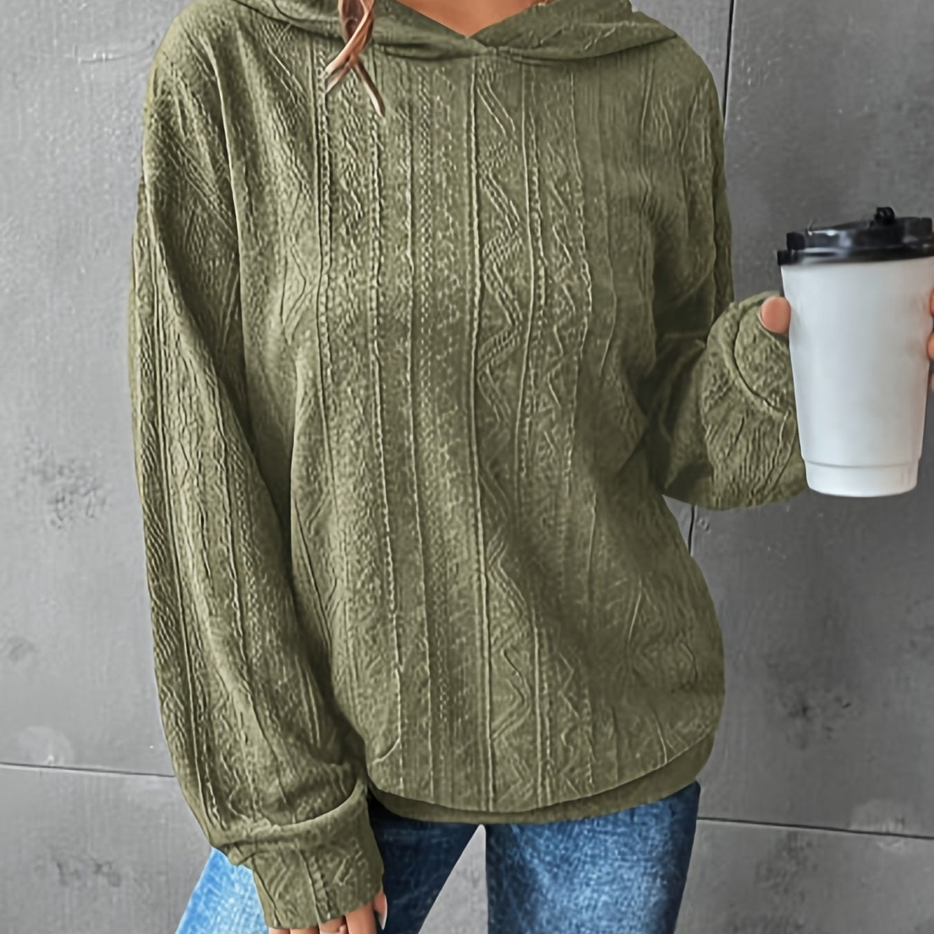 Sudadera con capucha para mujer de tallas grandes en verde con bolsillos frontales y estilo casual