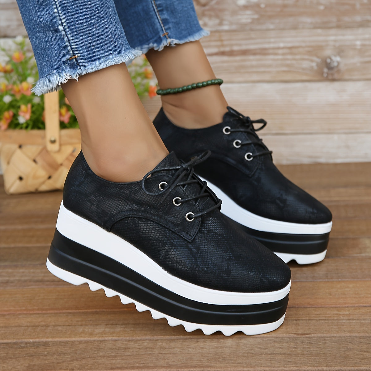 Women's Flat Shoes Lace-Up Casual Slip-On Sneakers Breathable Sole