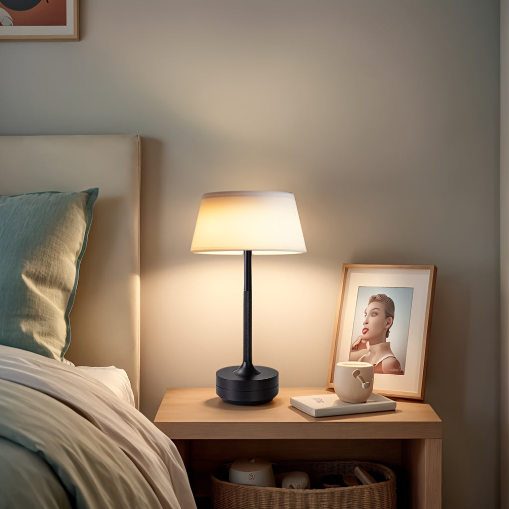 Yorug'likni sozlash mumkin bo'lgan LED stol lampasi, moslashuvchan gooseneck va teginish nazorati bilan, 3 ta rang harorati va qayta zaryadlanadigan 2000mAh batareyani taklif etadi. Uni yashash xonasida, yotoqxona va ofisda ishlatish mumkin.