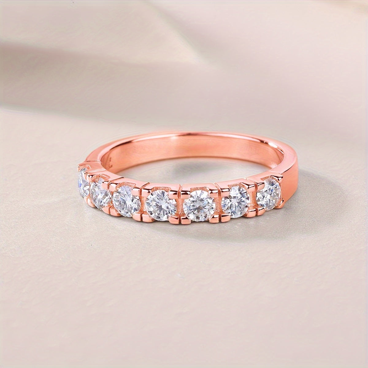 Unisex Sterling Silver Moissanite Ring 0.7 Carat Engagement Wedding Party Gift