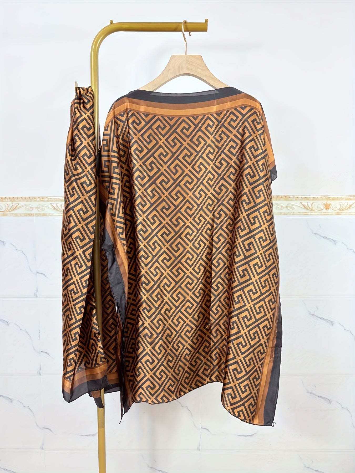 Шаль с цветочным принтом plus size из полиэстера, дышащая, свободного кроя, с рукавами баттерфляй