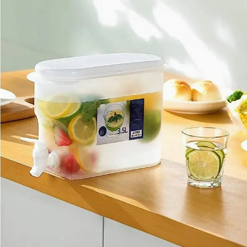 Large Capacity Refrigerator Water Dispenser with Spigot Tap, No Electricity