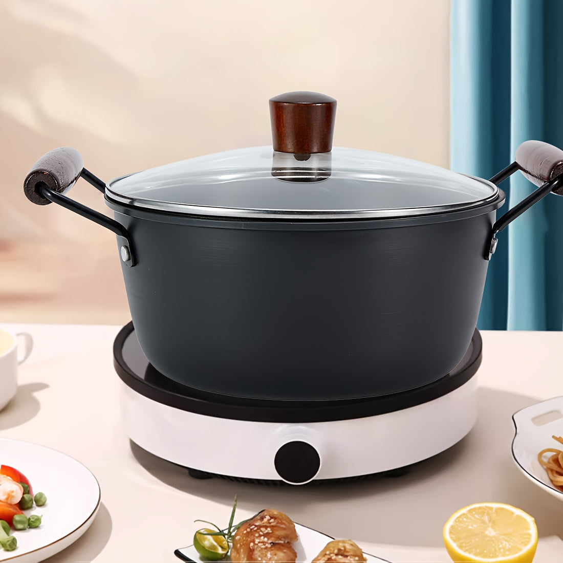 3 ta quyma temir idishlar to'plami: 30.48 sm lik wok, 24.13 sm lik qovurish panasi va 24.13 sm lik sho'rva qozoni, ko'mir yog'och tutqichlari bilan. Ruxdan himoyalangan va yuqori haroratga chidamli, barcha oshpazlik ehtiyojlaringiz uchun mukammal.