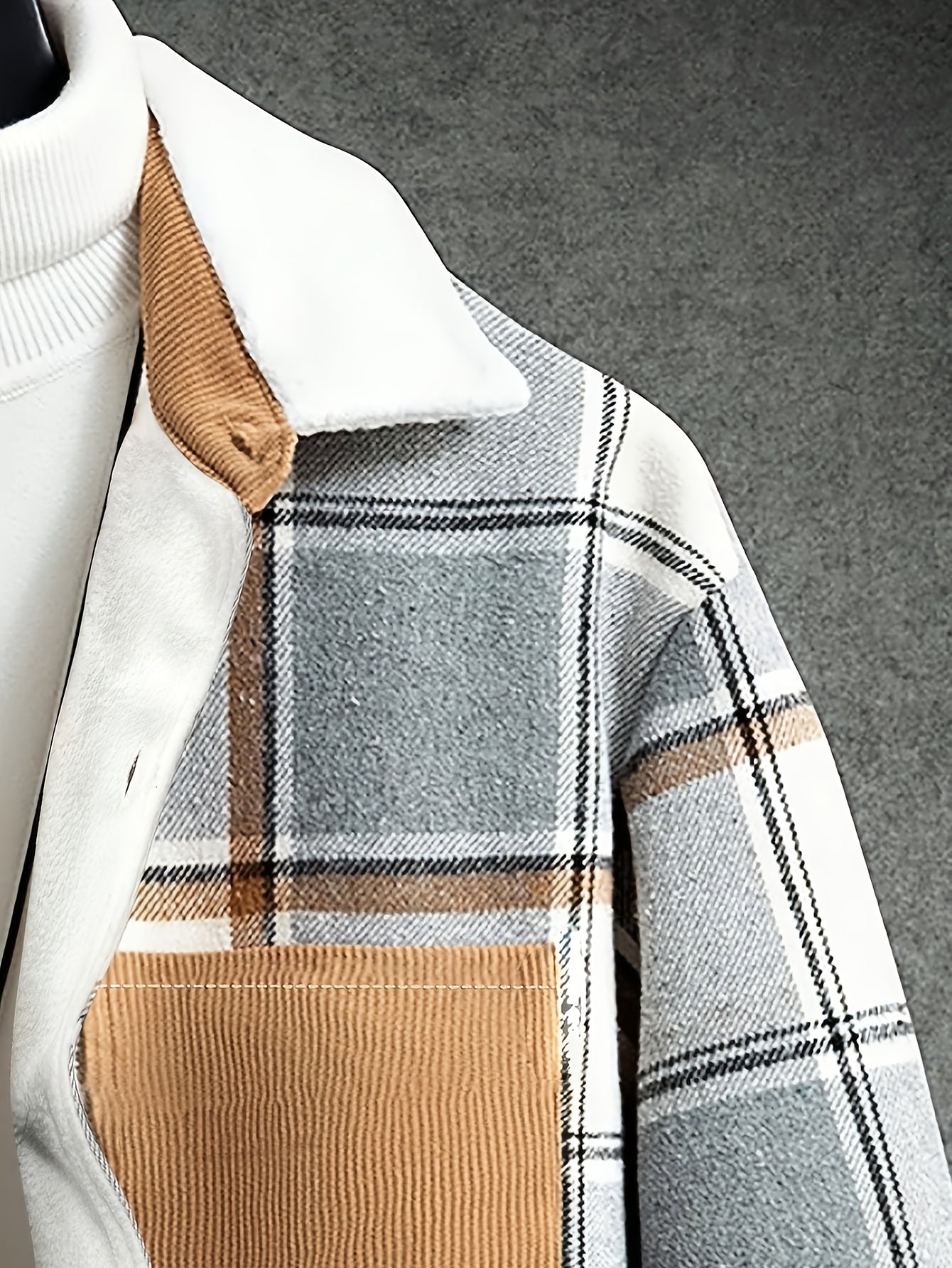 Men's Casual Plaid Shirt Made from 100% Polyester Knit Fabric with Lapel Collar and Button Details