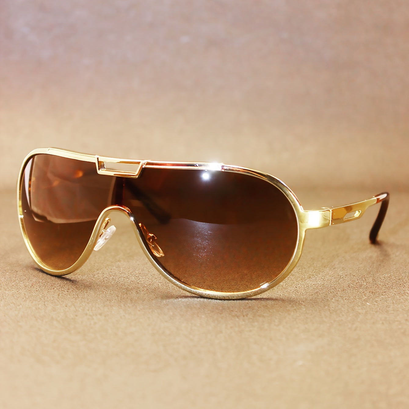 Oversized Gold Frame Sunglasses for Outdoor Cycling and Street Style with Protective Case
