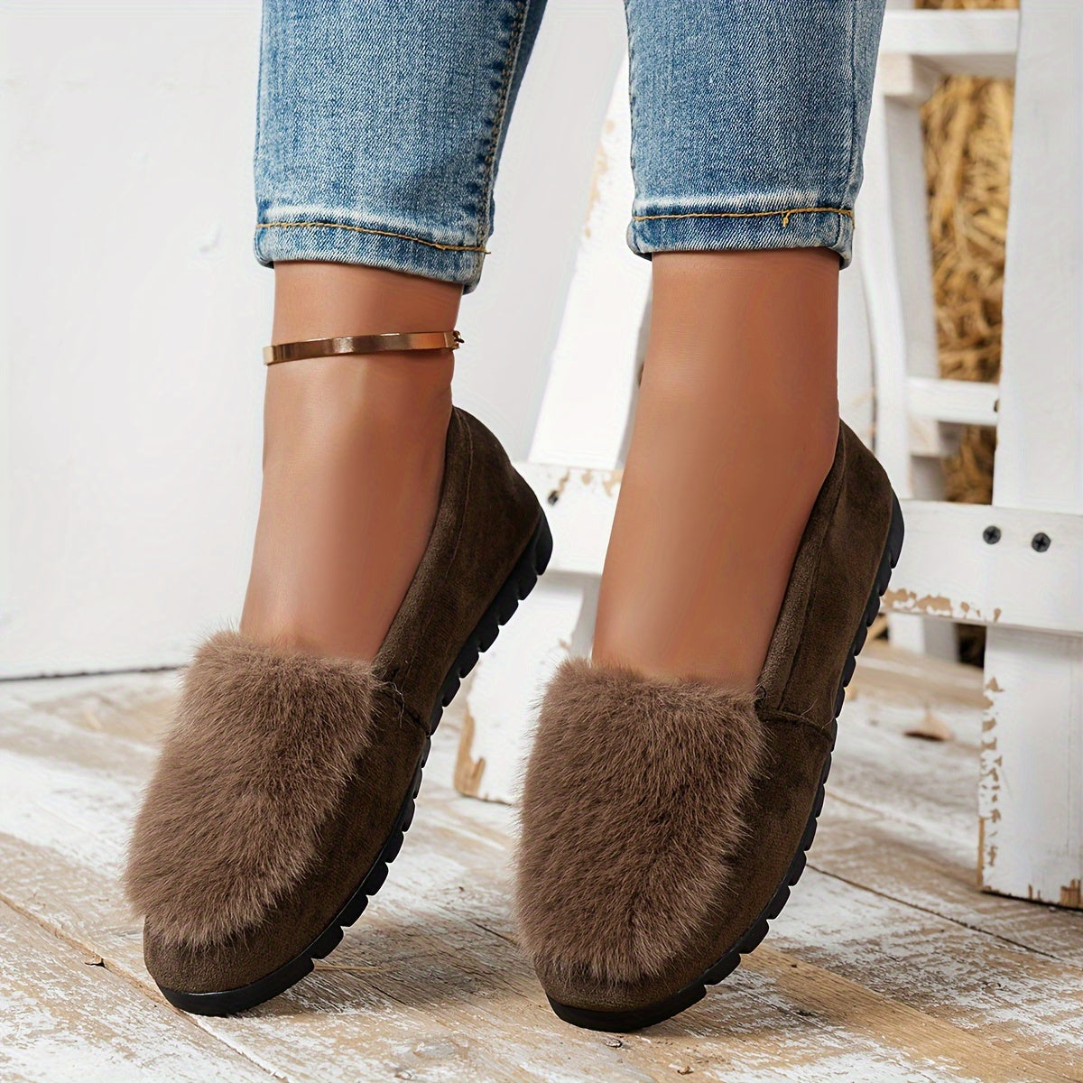 Women's Slip-On Flats with Faux Fur Trim - Lightweight All-Season Casual Shoes